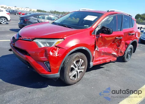 2016 Toyota Rav4 Le z USA, uszkodzony, nr VIN JTMZFREV5GJ075750